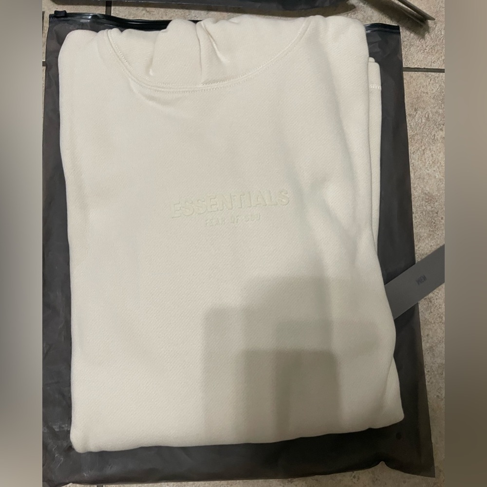 Essentials Fear of God relaxed sweater, brand new with tags and bag